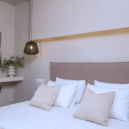 Aparthotel Fata Morgana & *